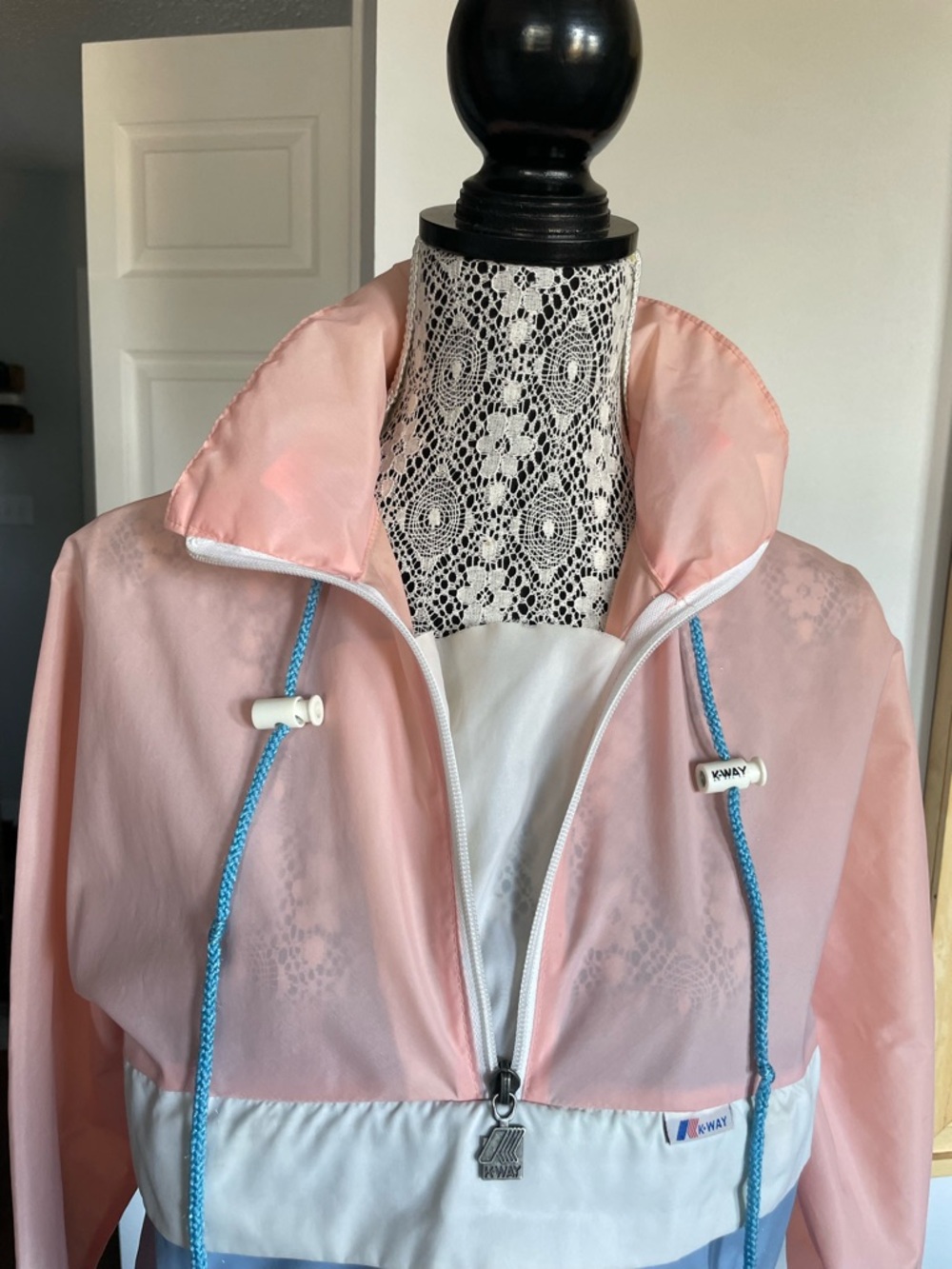 Vintage Awesome Two-Piece Track Suit Matching Set. Jacket and Pants. Small - Picture 6 of 12